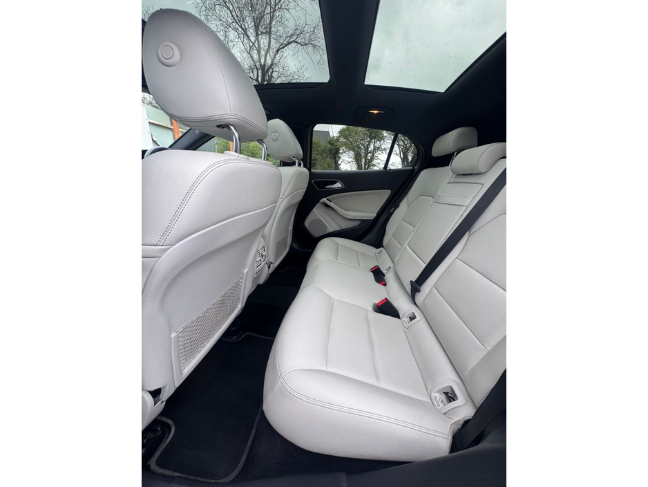 2016 Mercedes-Benz GLA Class - image 16