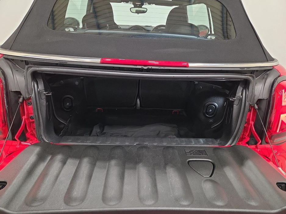 2024 MINI Convertible John Cooper Works €47,950