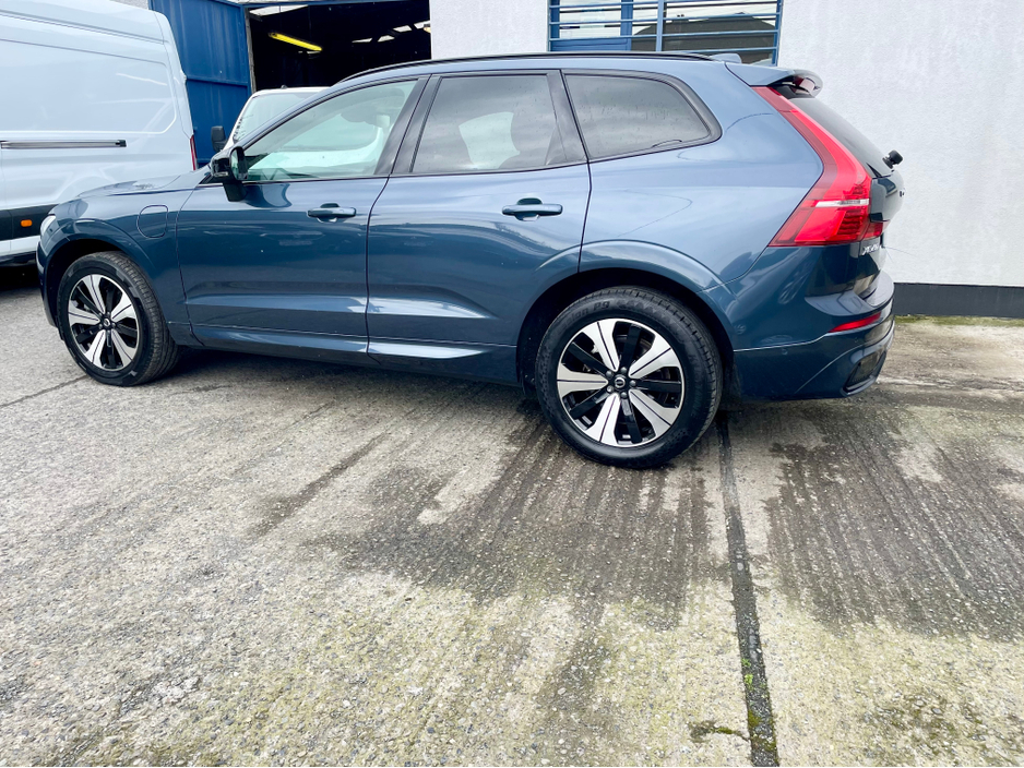 2023 Volvo XC60 - image 29