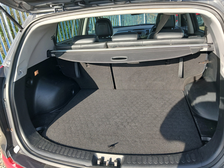 2012 Kia Sportage - image 10