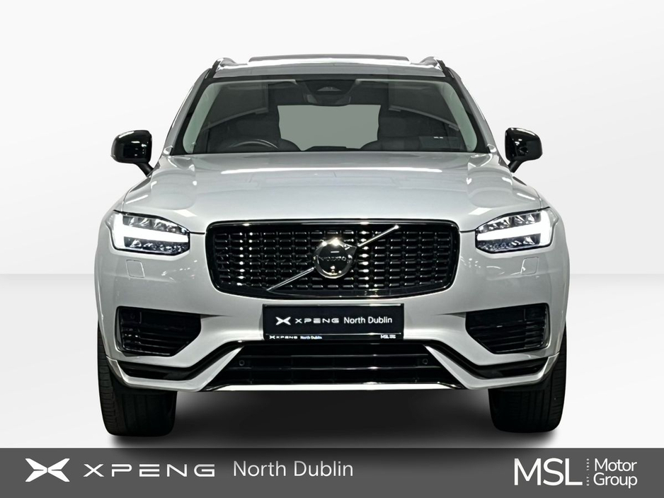 2023 Volvo XC90 - image 11