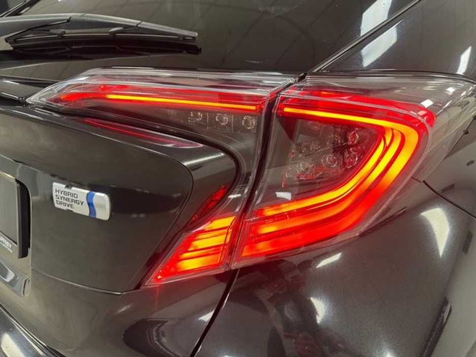 2017 Toyota C-HR - image 19