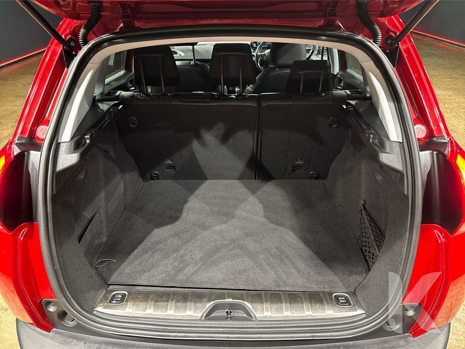 2017 Peugeot 2008 BLACK HALF LEATHER - FACTORY ALLOYS - REVERSE CAMERA €12,950