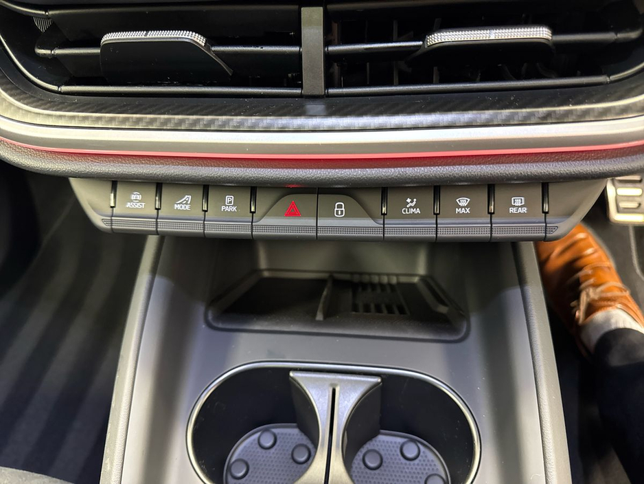 2026 Skoda Enyaq - image 18