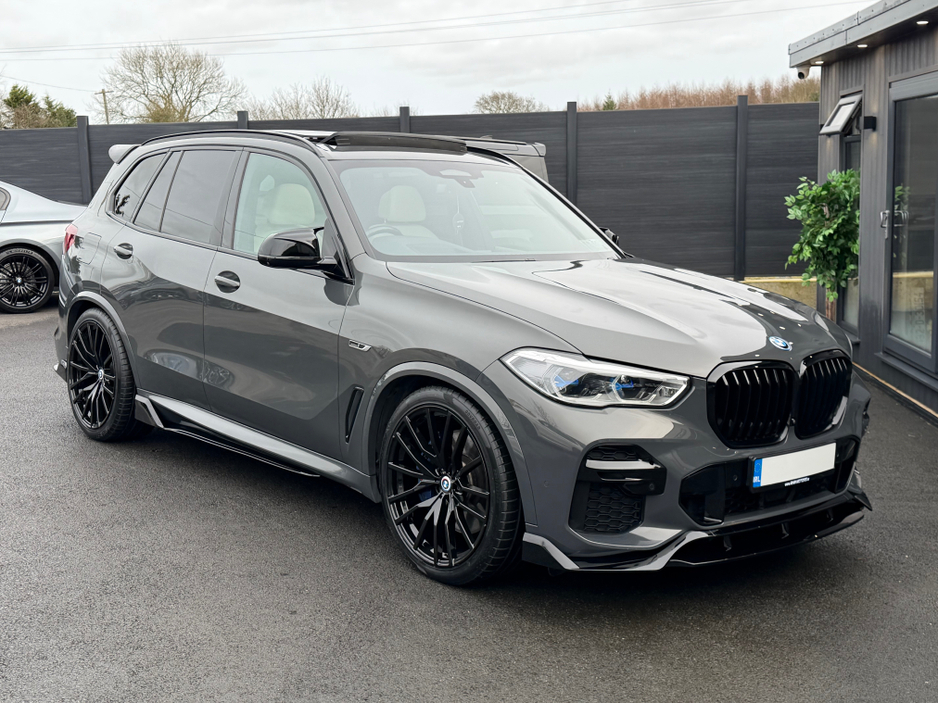 2021 BMW X5 XDRIVE45E M SPORT AUTO €59,950