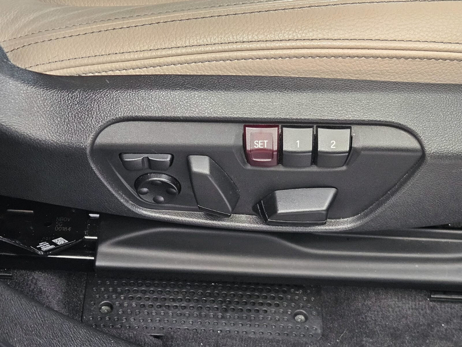 2021 BMW X1 - image 11