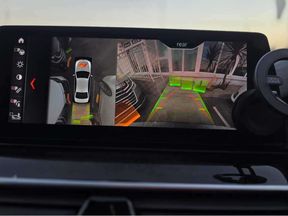 2017 BMW 5 Series ( 172 REG ) 523D LUXURY UPGRADED PACK EDITION FULL LEATHER ELECTRIC HEATED SEATS - 360 REVERCE CAMERA - PRIVACY GLASS €24,950