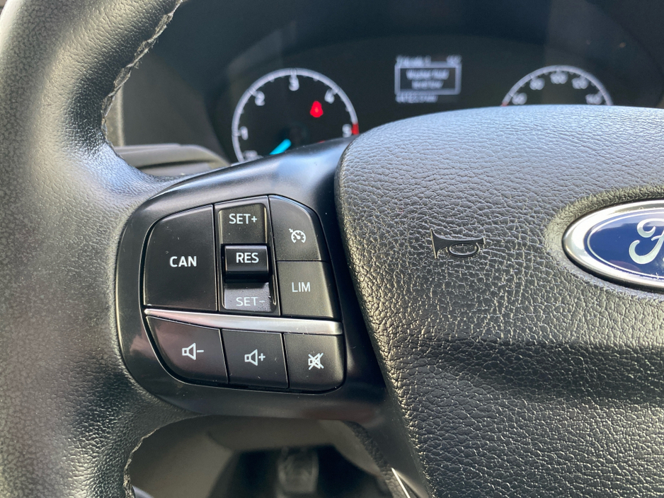 2022 Ford Transit - image 12