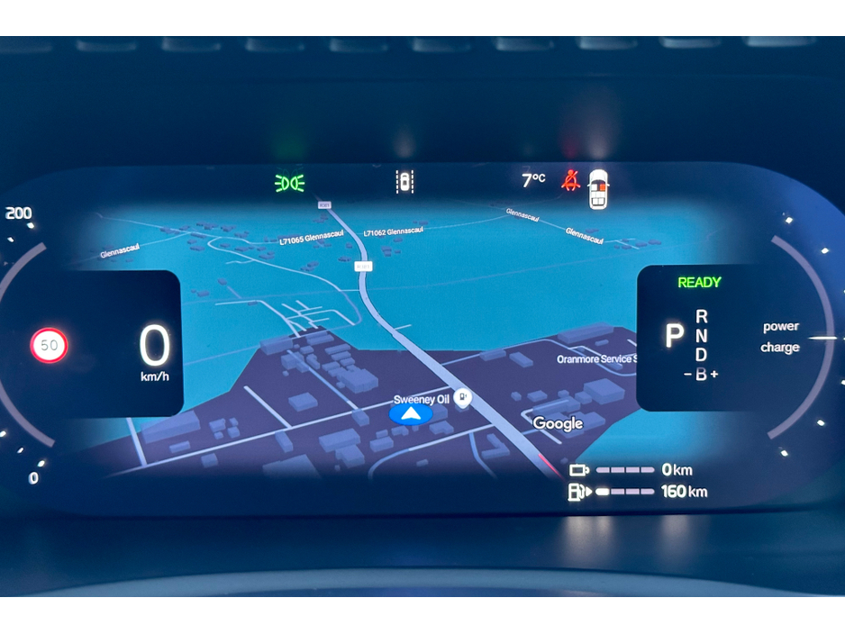 2025 Volvo XC90 CORE T8 PHEV AWD AUTO