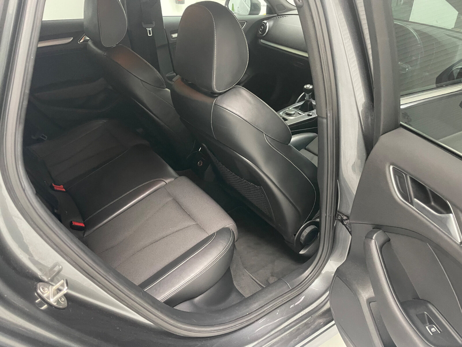 2016 Audi A3 - image 12