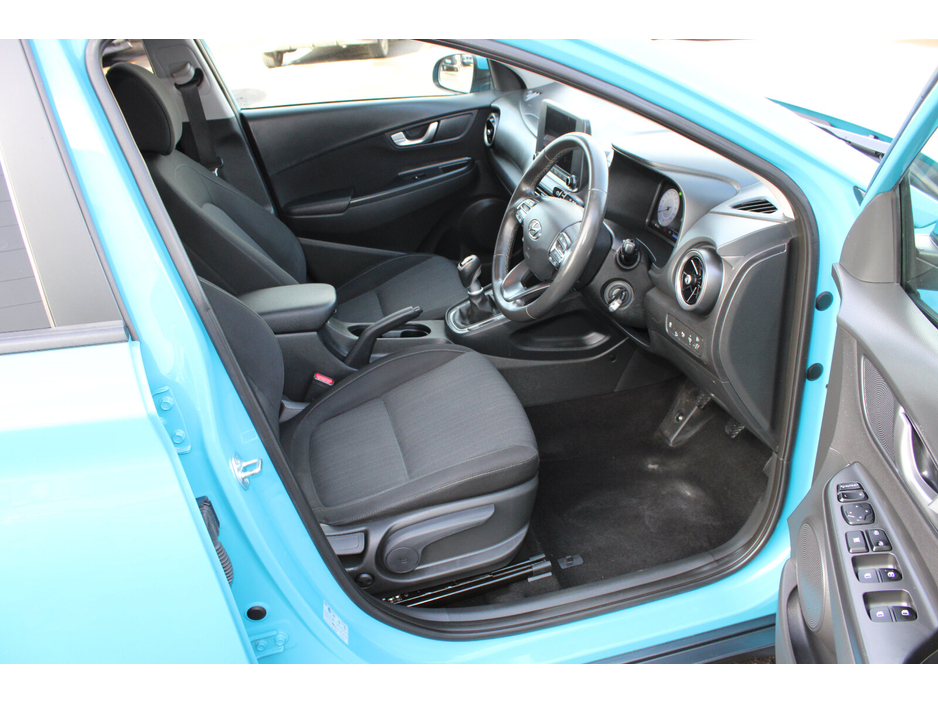 2023 Hyundai Kona - image 11