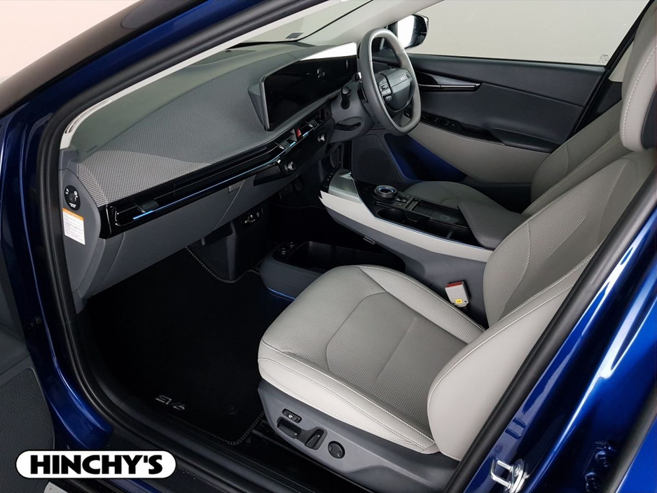 2025 Kia EV6 - image 4