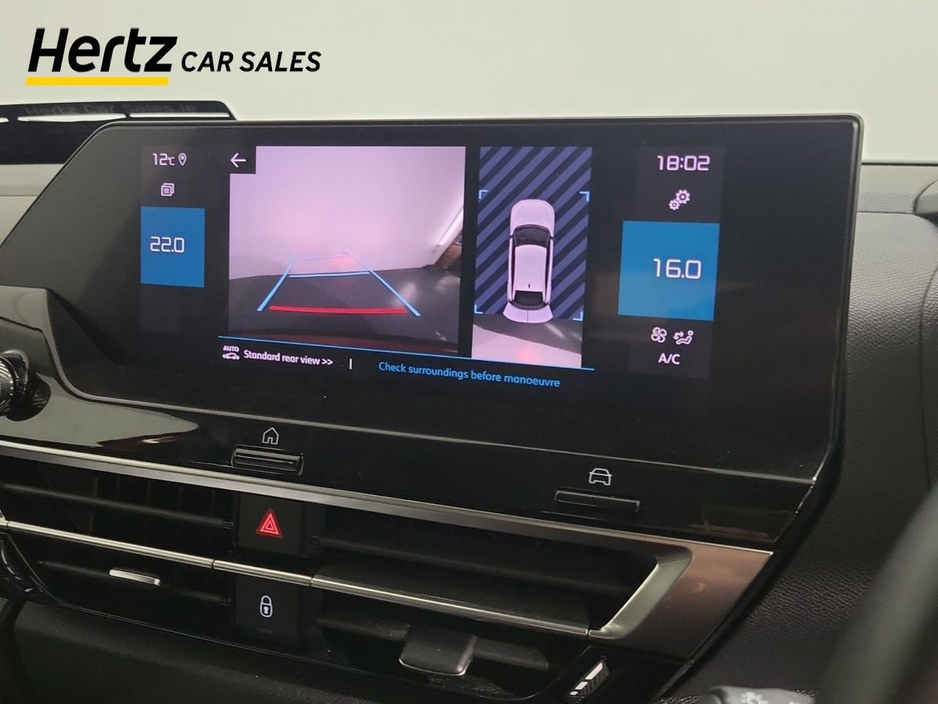 2023 Citroen C4 - image 23