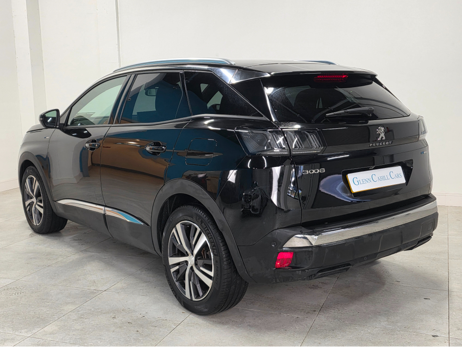 2023 Peugeot 3008 1.6 PHEV Allure Premium Plus 225 €29,750