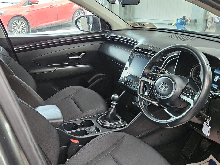 2022 Hyundai Tucson - image 14