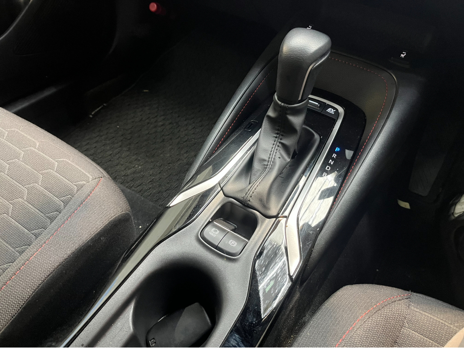 2025 Toyota Corolla - image 17