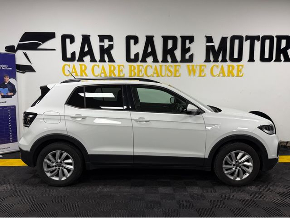 2023 Volkswagen T-Cross Life 1.0 TSI D7F 110HP 5DR AUT €25,777
