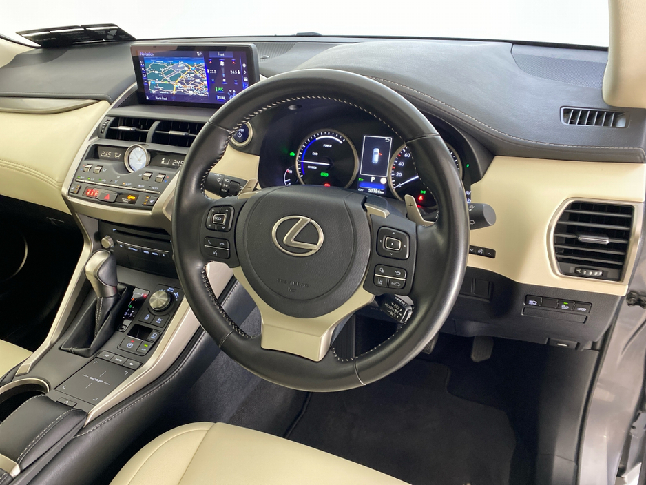 2021 Lexus NX 300 h - image 6