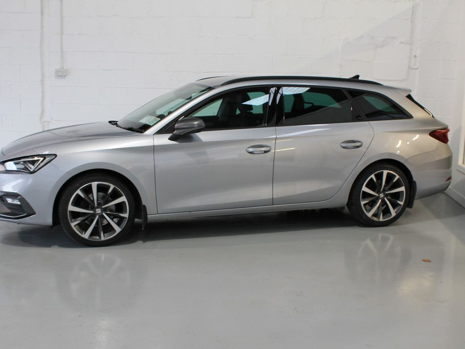 2021 SEAT Leon - image 4