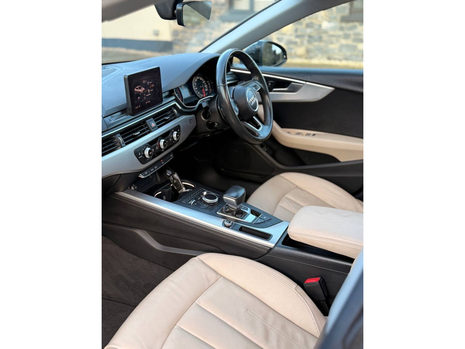 2019 Audi A5 Audi A5 2019 40TDI 190HP S tronic Automatic €19,550