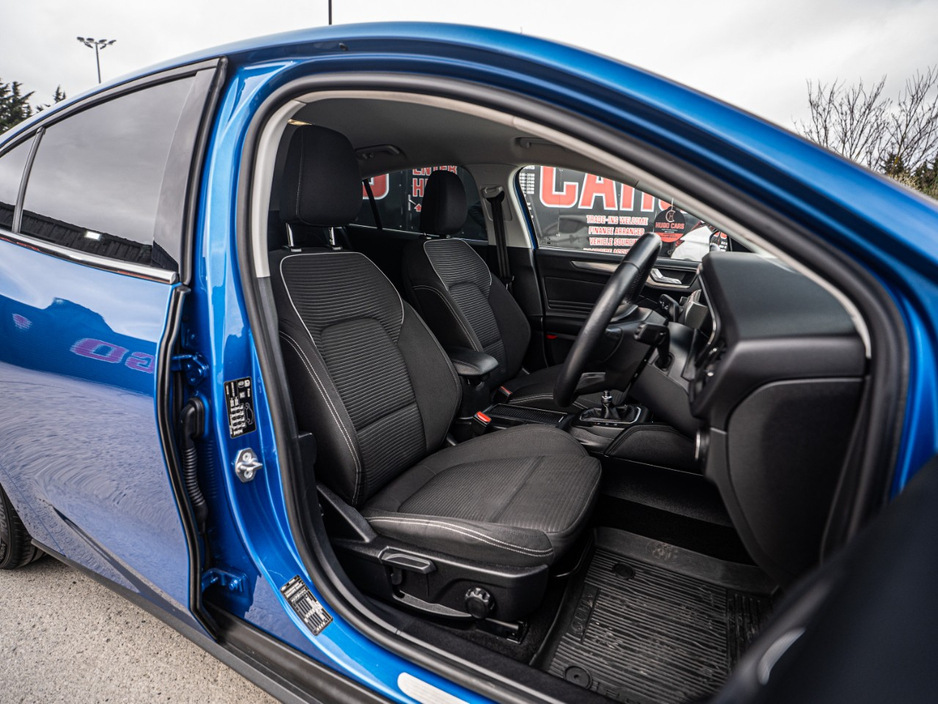 2021 Ford Focus - image 20