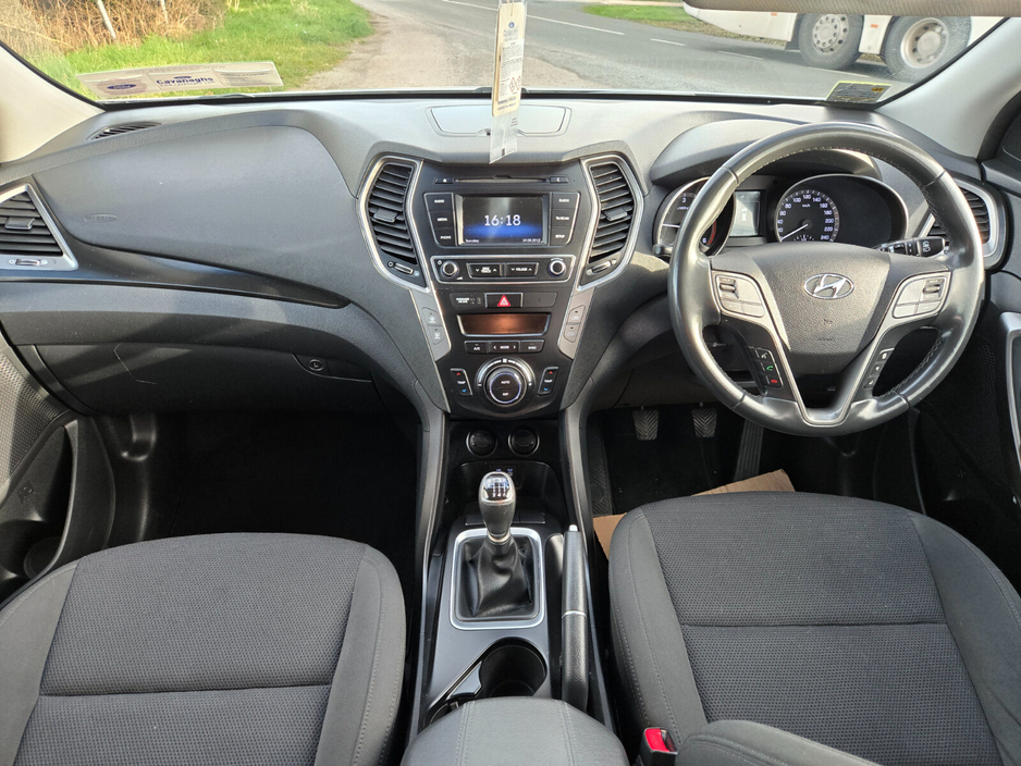 2018 Hyundai Santa Fe - image 11