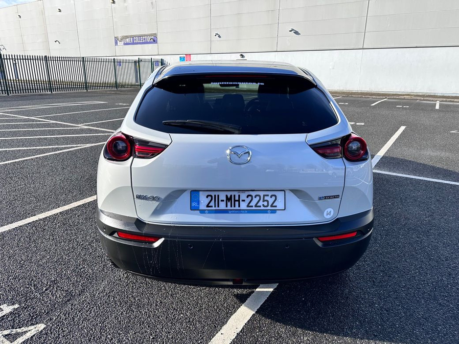 2021 Mazda MX-30 - image 4