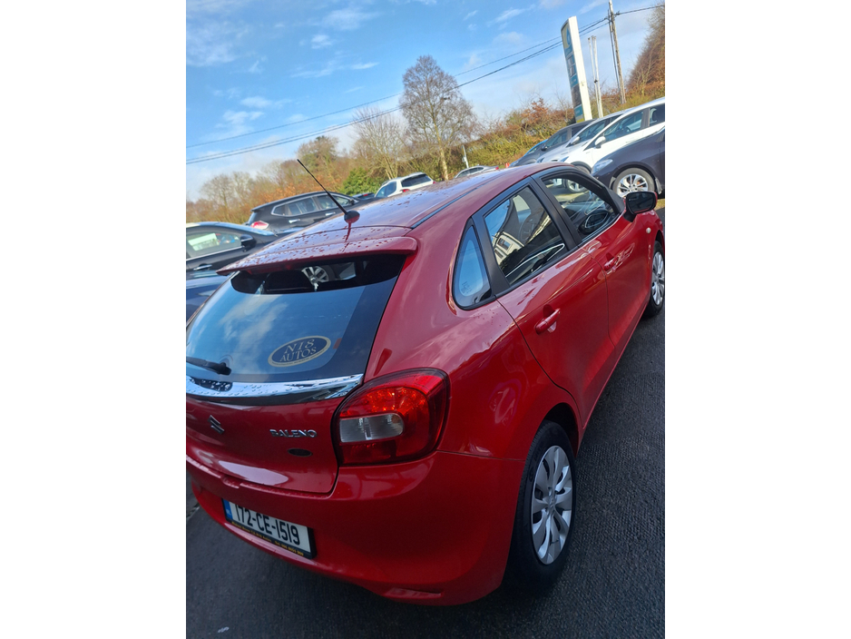 2017 Suzuki Baleno - image 5