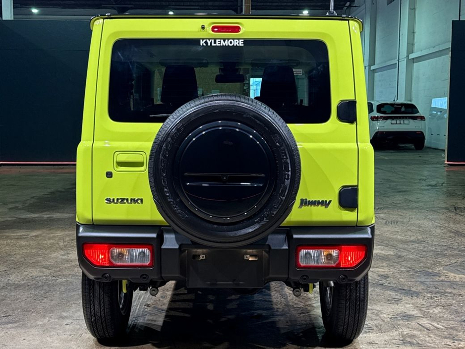 2025 Suzuki Jimny - image 4