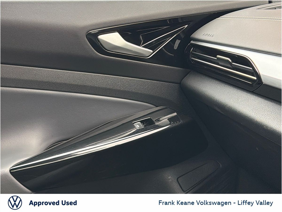 2023 Volkswagen ID.4 - image 18