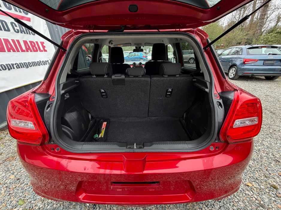 2017 Suzuki Swift - image 6