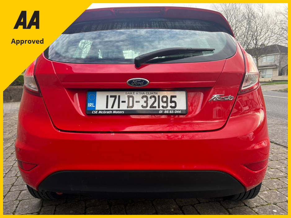 2017 Ford Fiesta - image 9