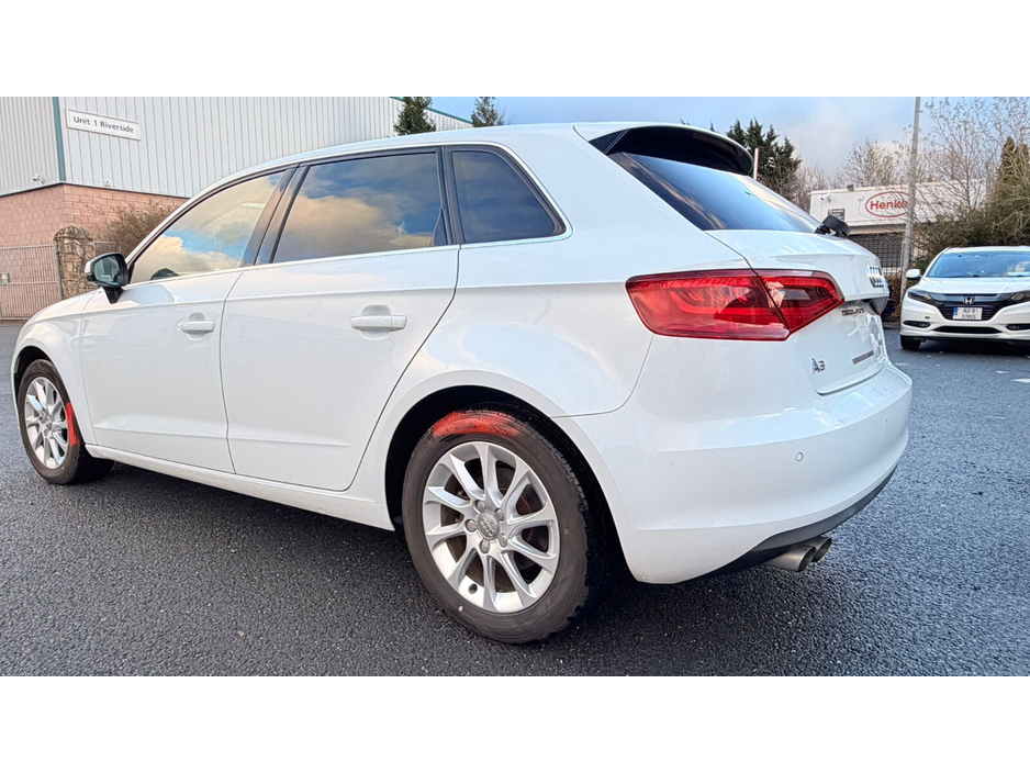 2015 Audi A3 1.4 TFSI 140BHP S LINE €14,500