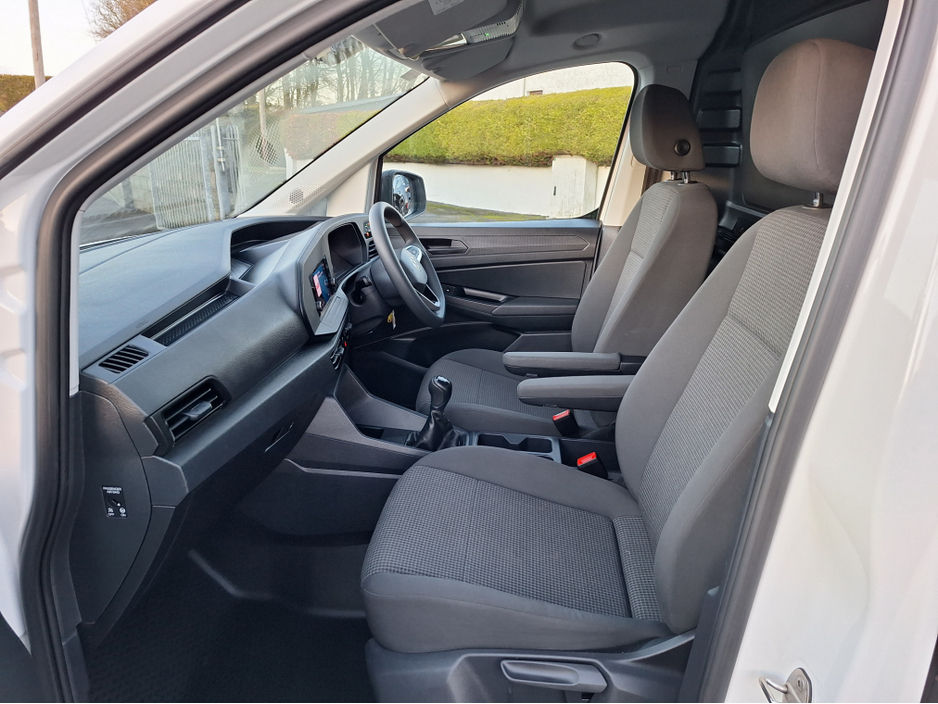 2021 Volkswagen Caddy CARGO 2.0 TDI 6SPEED *Immaculate/High Spec/Apple Carplay/Android Auto* €13,500