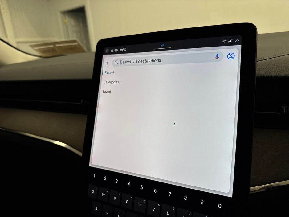 2026 Volvo ES90 - image 14