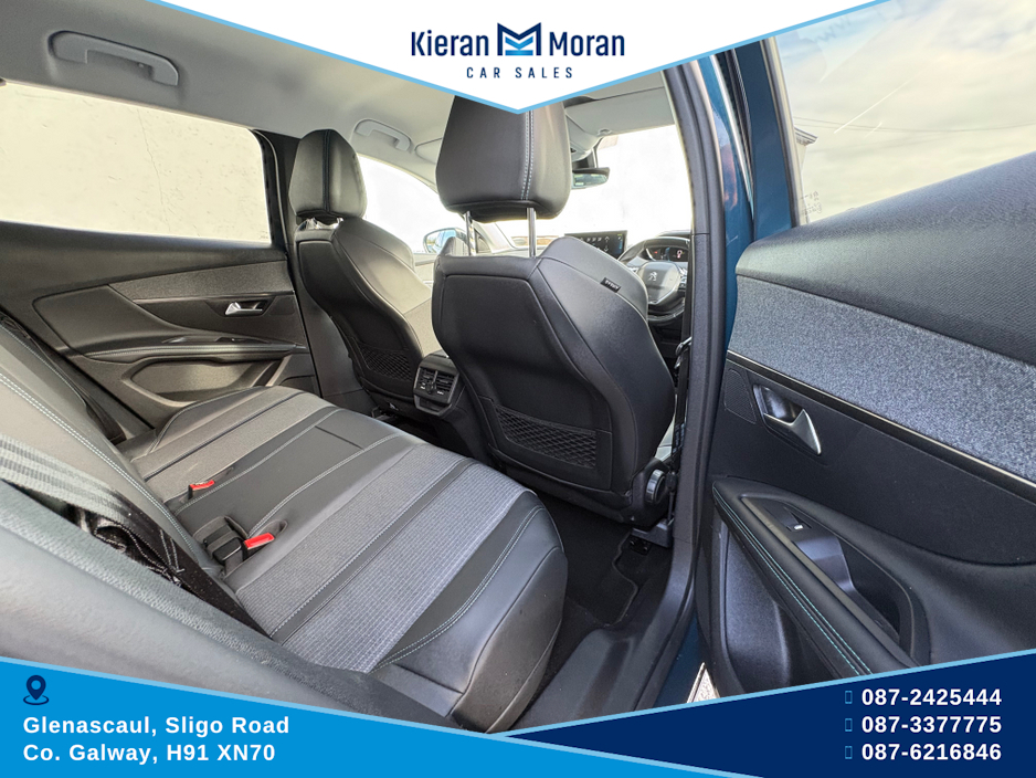 2022 Peugeot 3008 - image 13