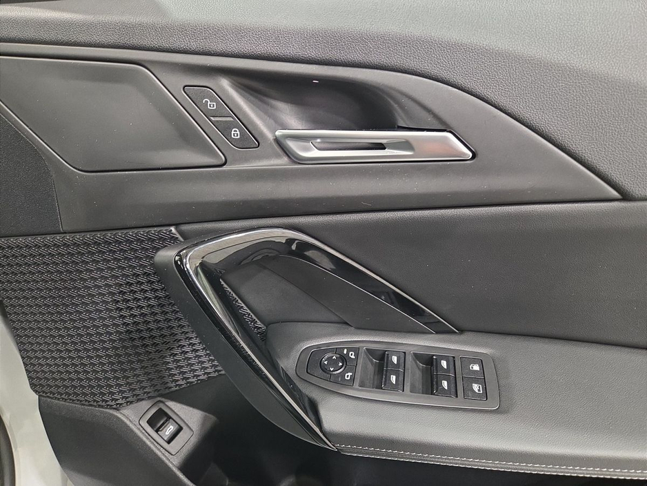 2024 BMW X1 - image 23