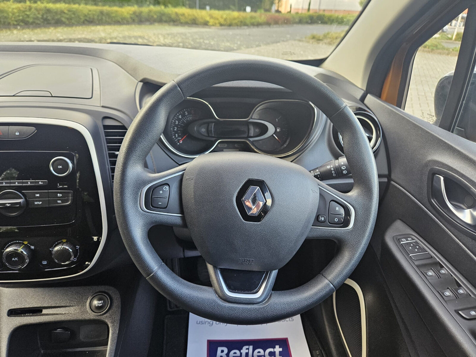 2019 Renault Captur - image 25