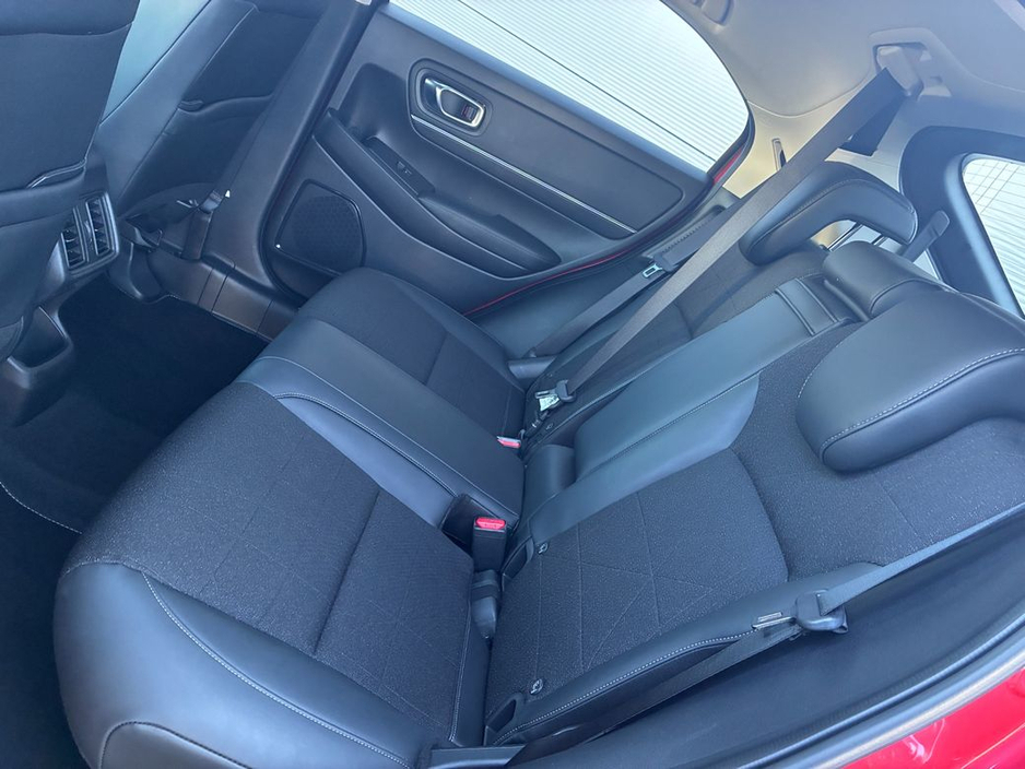 2025 Honda HR-V - image 13