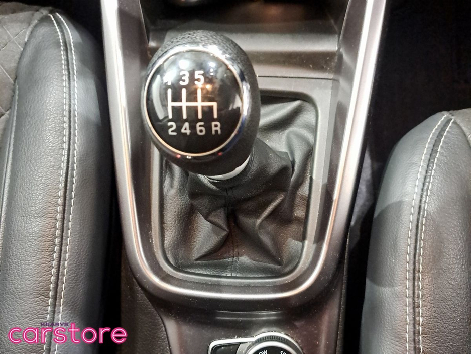 2022 Suzuki Vitara - image 16