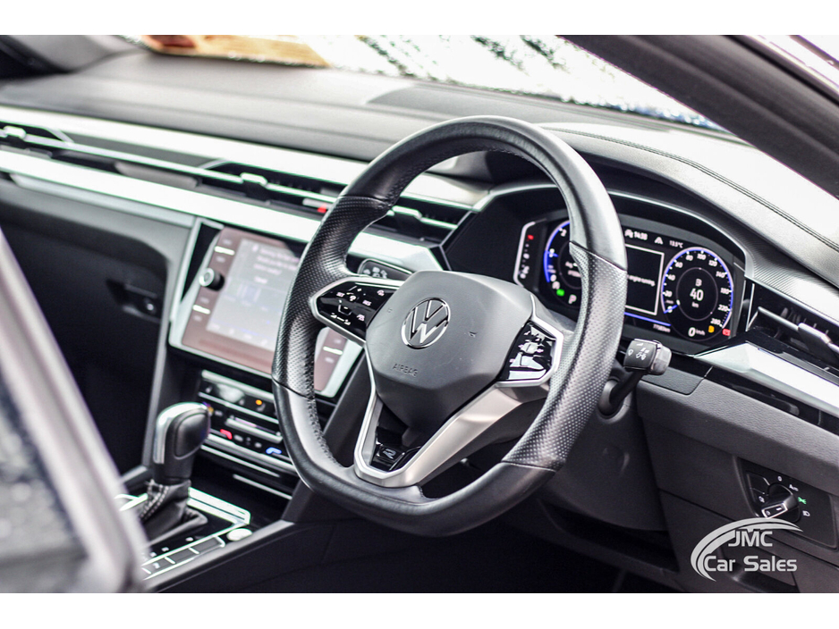 2022 Volkswagen Arteon - image 11