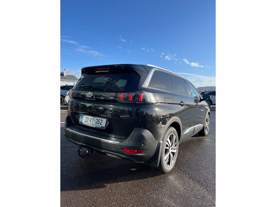 2021 Peugeot 5008 1.5 BlueHDi 130bhp Allure