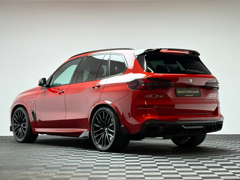 2025 BMW X5 - image 5