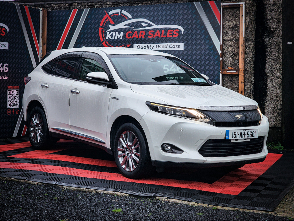 2015 Toyota Harrier - image 8