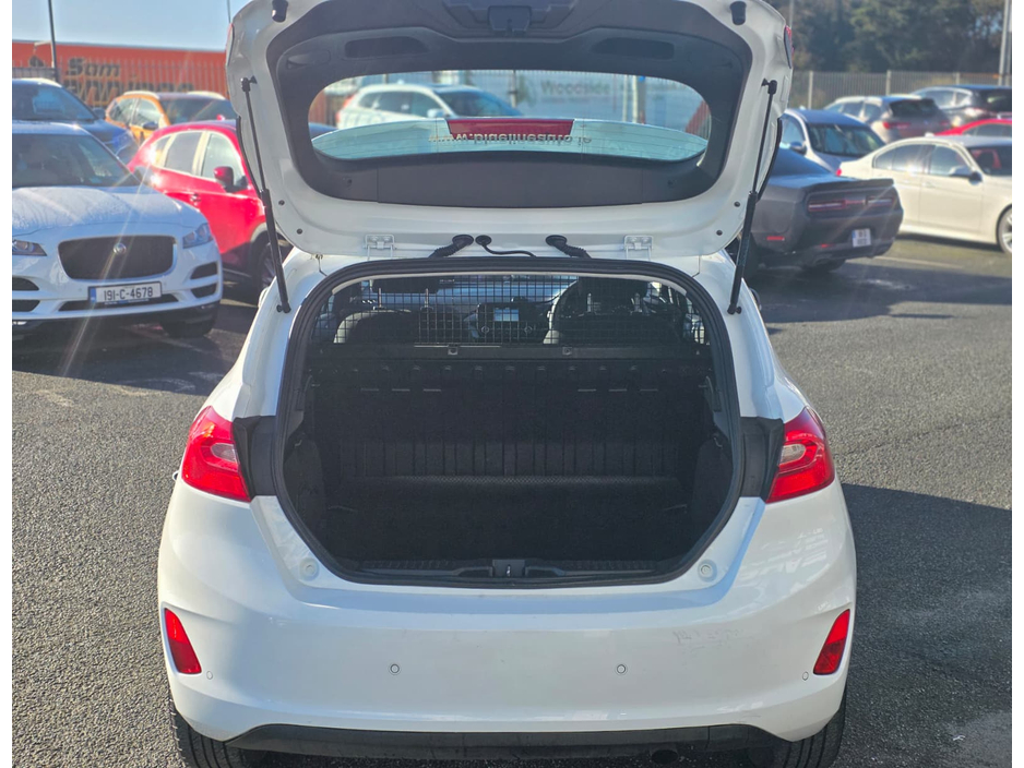 2020 Ford Fiesta - image 16