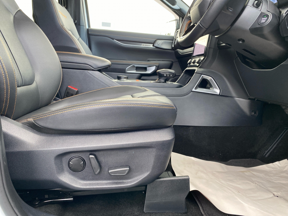 2025 Ford Ranger Wildtrak 2.0 Auto... Electric roller shutter