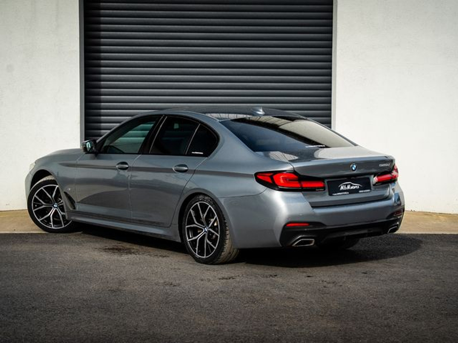 2023 BMW 5 Series - image 6