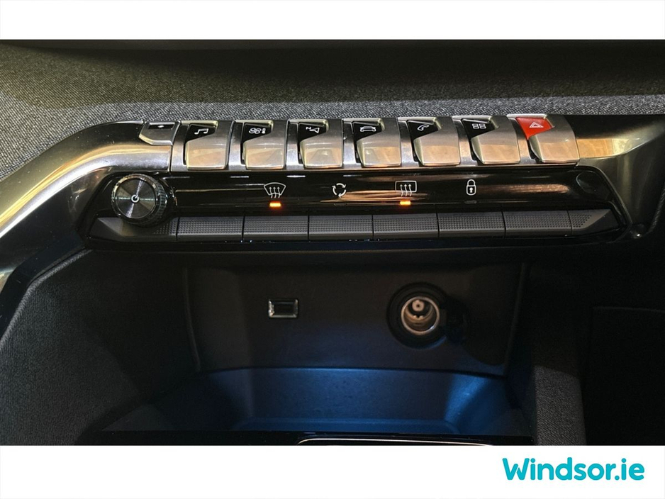 2024 Peugeot 3008 - image 14