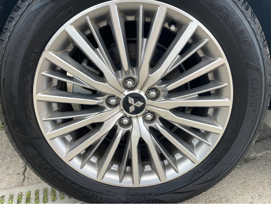 2020 Mitsubishi Outlander (Very Low Km's) HYBRID 2.4 PHEV AUTOMATIC 5DR MODEL  www.bolandscarcentre.ie €24,900