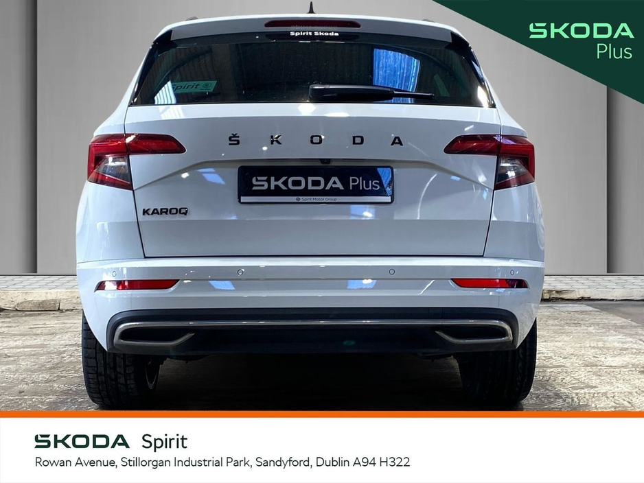 2022 Skoda Karoq - image 10